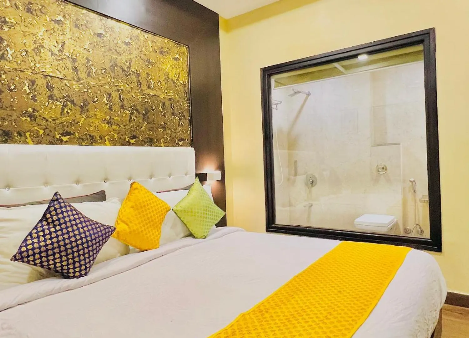The Bhagwat Grand At Shastri Circle Udaipur With Swimming Pool Otel