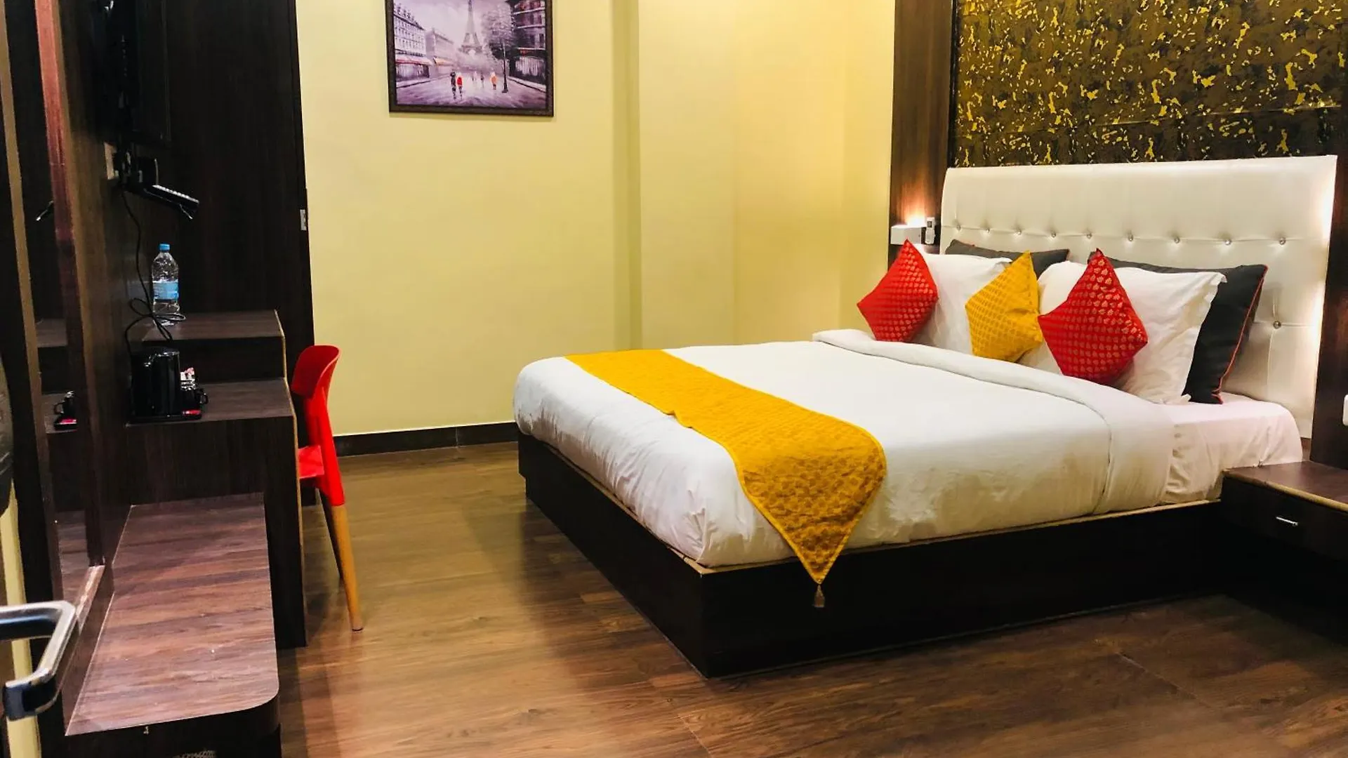 Hotel The Bhagwat Grand At Shastri Circle Udaipur With Swimming Pool